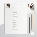 Resume Template Modern with Photo - Samantha Brown